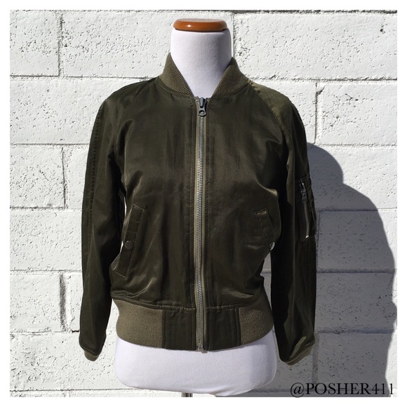 NWOT NLST OLIVE GREEN BOMBER JACKET - Picture 2 of 8